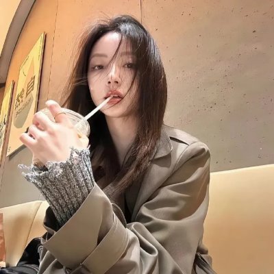 酷爱电影的庞波小姐 海报