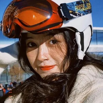 成为莱德伍德 海报